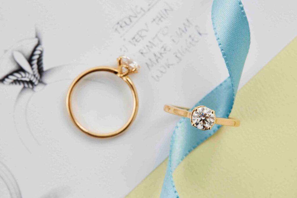 求婚戒結婚戒，排戒跟對戒混搭