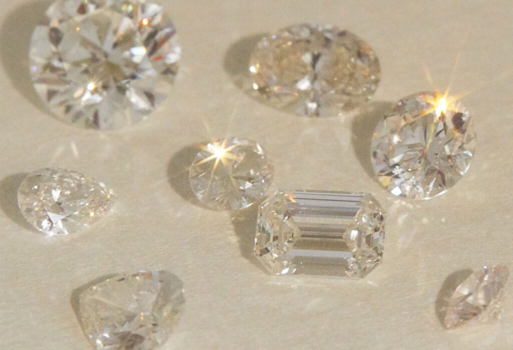 同樣一克拉的鑽石大小，為什麼看起來不一樣？